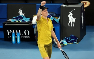 Sinner thoát thua thần kì ở Australian Open 2026 như thế nào?