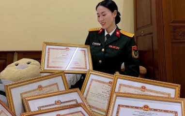 CHÍNH THỨC: Hoàng Thị Kiều Trinh là tân đội trưởng Thông tin - Đông Bắc