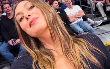 'Búp bê Nga' Sharapova vai kề vai cựu cầu thủ Real Madrid vừa li thân