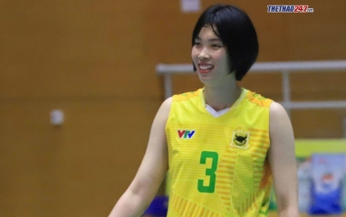 Trở về từ Nhật Bản, chủ công Thanh Thúy bất ngờ bị đồng nghiệp tác động vật lí