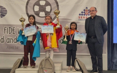 Kì thủ Việt Nam 8 tuổi vô địch cờ vua thế giới