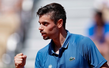 Xuất hiện tay vợt bị 'Tào Tháo đuổi' ở Roland Garros 2026
