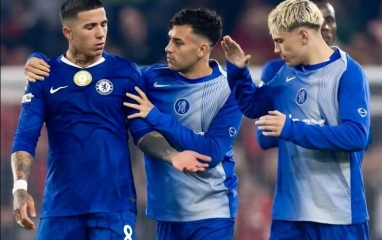 CHÍNH THỨC: Chelsea chia tay ngôi sao Argentina