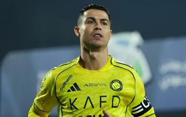 Không ngừng ghi bàn, Ronaldo phá vỡ kỷ lục vĩ đại tại Al Nassr
