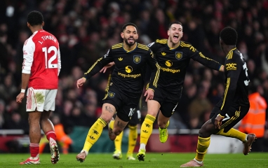 Ngôi sao MU có thể bị cấm thi đấu sau sự cố ở trận thắng Arsenal