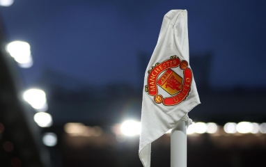 Thần đồng '100 năm có 1' của MU bị cấm thi đấu tại Premier League