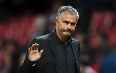 Tin chuyển nhượng 21/4: Chấn động vụ Mourinho dẫn Real Madrid; Messi 'cưa ghế' HLV?