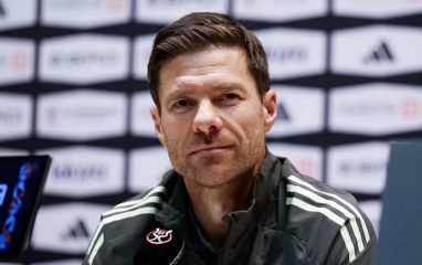 Không phải Liverpool, HLV Xabi Alonso liên hệ tiếp quản CLB vĩ đại nước Anh