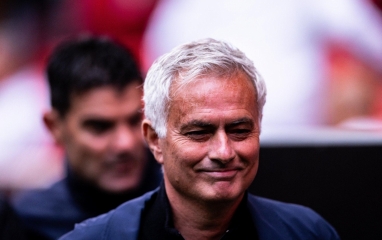 Bổ nhiệm Mourinho, Real Madrid chốt 5 tân binh để vô địch Cúp C1