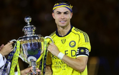 Đỉnh cao đời người, Ronaldo được dự đoán thi đấu đến 45 tuổi!