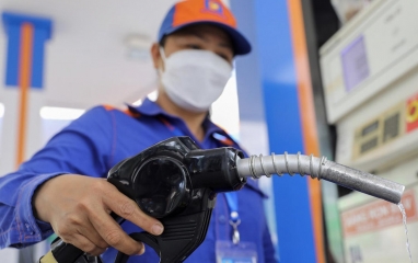 Giá xăng dầu hôm nay 30/8: Đồng loạt giảm