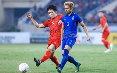 Sao Việt kiều bất ngờ vượt qua Theerathon trước FIFA ASEAN Cup