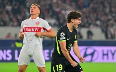 Alvarez tỏa sáng, Atletico Madrid giành điểm nghẹt thở chỉ với 10 người