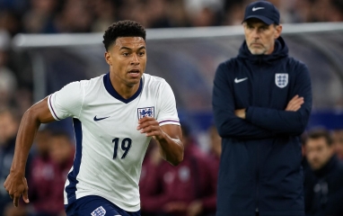 Ollie Watkins lên tiếng sau cú sốc bị Tuchel gạch tên khỏi ĐT Anh