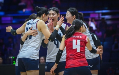 Lịch thi đấu bóng chuyền hôm nay 9/10: Derby châu Âu rực lửa