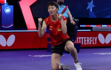 Wang Manyu trở lại số một thế giới sau màn thị uy ở China Smash