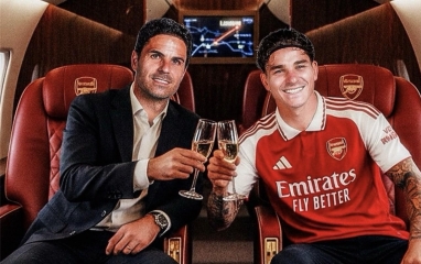 Arsenal sẵn sàng phá két hơn 100 triệu Euro vì số 9 trong mơ