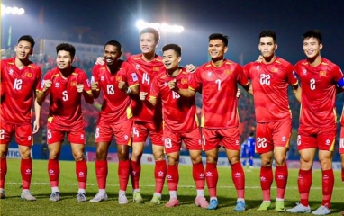 ĐT Việt Nam gọi 3 sao Việt kiều đấu Malaysia