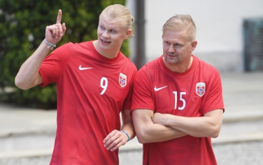 Haaland chi 3,5 tỷ khơi lại 'thần thoại' Viking, Na Uy dậy sóng