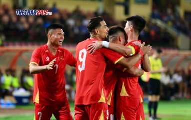 Số 7 của ĐT Việt Nam bất ngờ đeo băng đội trưởng trận gặp Bangladesh