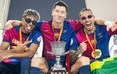 Quốc gia châu Á bạo chi hơn 300 tỷ mời Barca du đấu