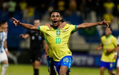 0 phút đội một, thiên tài Brazil vẫn khiến châu Âu phát cuồng