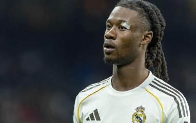 Camavinga chính thức lên tiếng về tấm thẻ đỏ khiến Real Madrid ôm hận