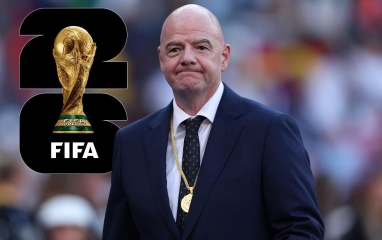 Chủ tịch Infantino: 'FIFA đang rất cần tiền để...'