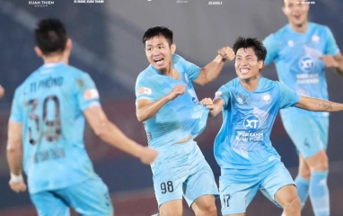 Xuân Son kém duyên, siêu phẩm 30m cứu nguy Nam Định