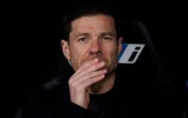 Real Madrid đại loạn, phản ứng của Xabi Alonso gây sốt