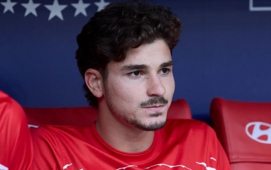 Quyết đấu Arsenal, đại gia Ngoại hạng Anh đua tranh Julian Alvarez