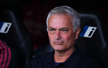 Barca bỏ xa 6 điểm, Mourinho phát hiện 'tử huyệt' của Real Madrid