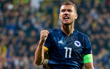 Dzeko báo tin cực vui, Bosnia mơ viết cổ tích World Cup