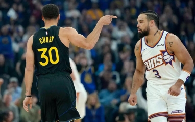 Phoenix Suns chi 73 triệu USD giữ chân “kẻ phản diện số 1” NBA