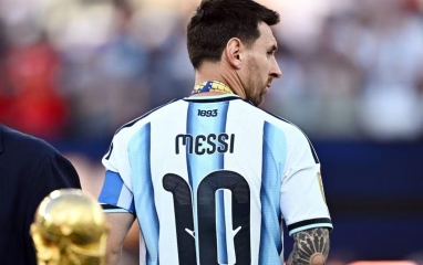 Chủ tịch LĐBĐ Argentina lên tiếng về ngày Messi giải nghệ
