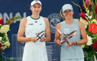 Biến giận dữ thành sức mạnh, Swiatek hủy diệt đối thủ để vô địch Canadian Open 2026
