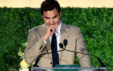 “Đây không phải lời tạm biệt”: Roger Federer nghẹn ngào trong ngày ghi danh vào Sảnh Danh vọng