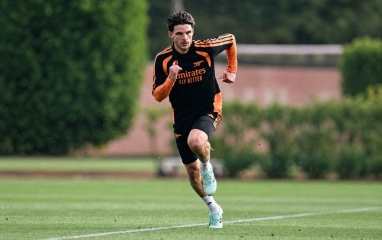 Động thái khác thường của Arsenal dành cho Declan Rice
