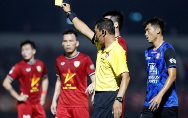 Quy định cộng dồn thẻ vàng tại V.League được áp dụng thế nào?