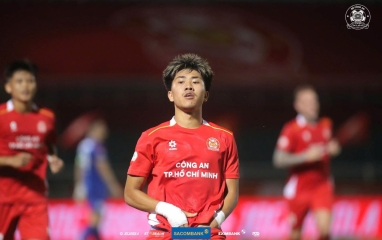 Việt kiều cực hiếm gây bão V.League sau 5 trận