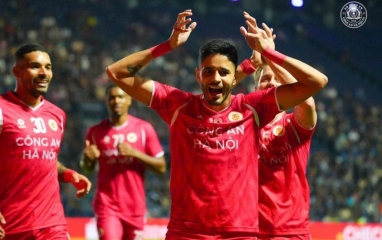 AFC chính thức ra án phạt nặng cho ngoại binh V-League