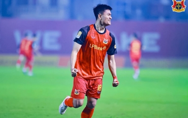 Tiền đạo ĐT Việt Nam nói điều bất ngờ sau khi giúp Ninh Bình vào bán kết