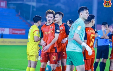 ĐT Việt Nam gấp rút hoàn thiện đội hình, sẵn sàng cho trận quyết định