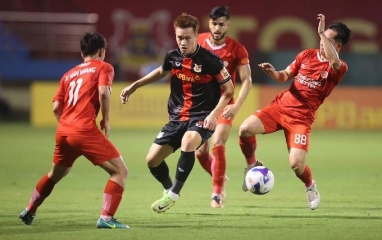 Bóng đá Việt Nam dậy sóng dịp nghỉ lễ với những cuộc đối đầu nảy lửa