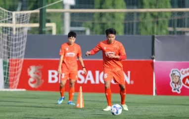 Hậu vệ ĐT Việt Nam gặp sự cố hy hữu trước trận ra quân AFF Cup