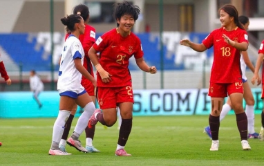 Trung Quốc thắng hủy diệt 7-0, chính thức ghi tên vào vòng 1/8 World Cup