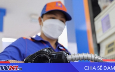 Giá xăng dầu hôm nay 14/8: Dầu thế giảm
