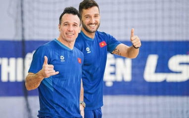 HLV Argentina loại 5 cầu thủ tuyển Việt Nam trước Asian Cup