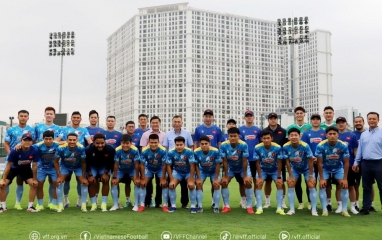 ĐT Việt Nam nhận doping tinh thần từ 2 sếp lớn VFF