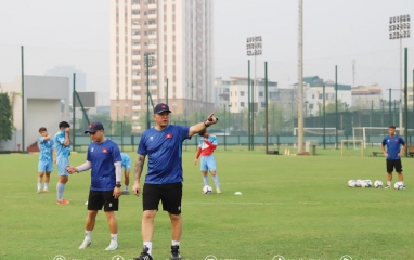 HLV Brazil chốt 2 quân xanh cho tuyển Việt Nam trước giải AFF